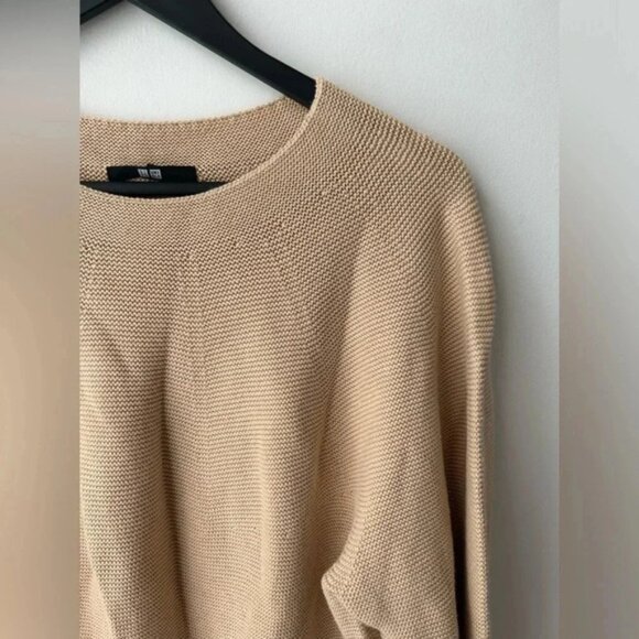 Uniqlo 3D KNIT COTTON CREW NECK SWEATER camel color - Picture 2 of 14